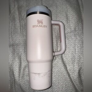 Stanley 30oz quencher